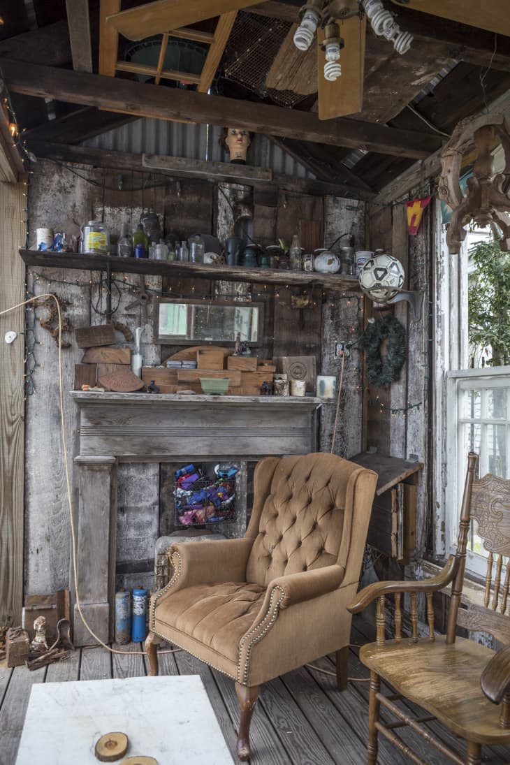 Expert Advice for Buying Vintage & Antique Furniture Online Apartment